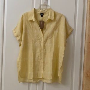 Patagonia women’s lightweight shirt .